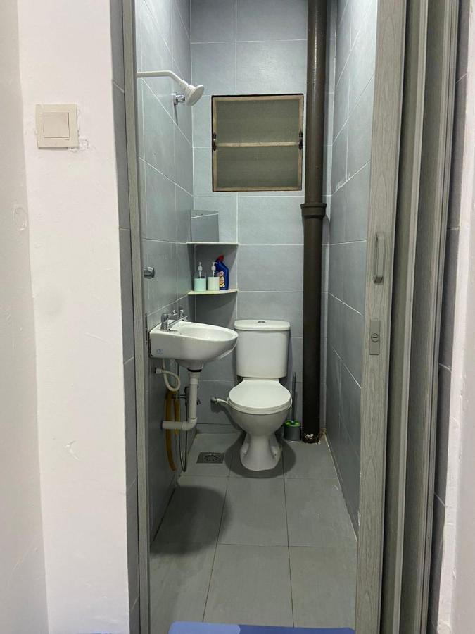 Hs Homestay Cenderawasih Kuantan Town Kültér fotó