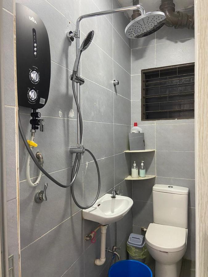 Hs Homestay Cenderawasih Kuantan Town Kültér fotó