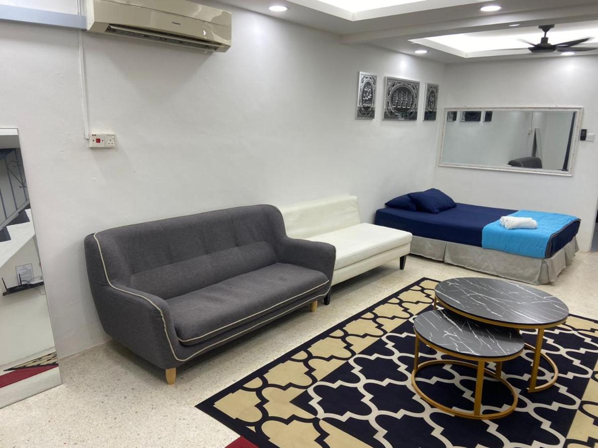 Hs Homestay Cenderawasih Kuantan Town Kültér fotó